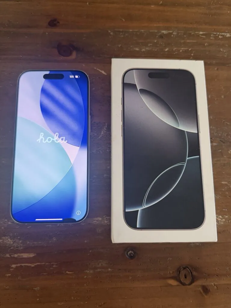Apple iPhone 16 Pro  (Fully Unlocked) 512GB White Titanium