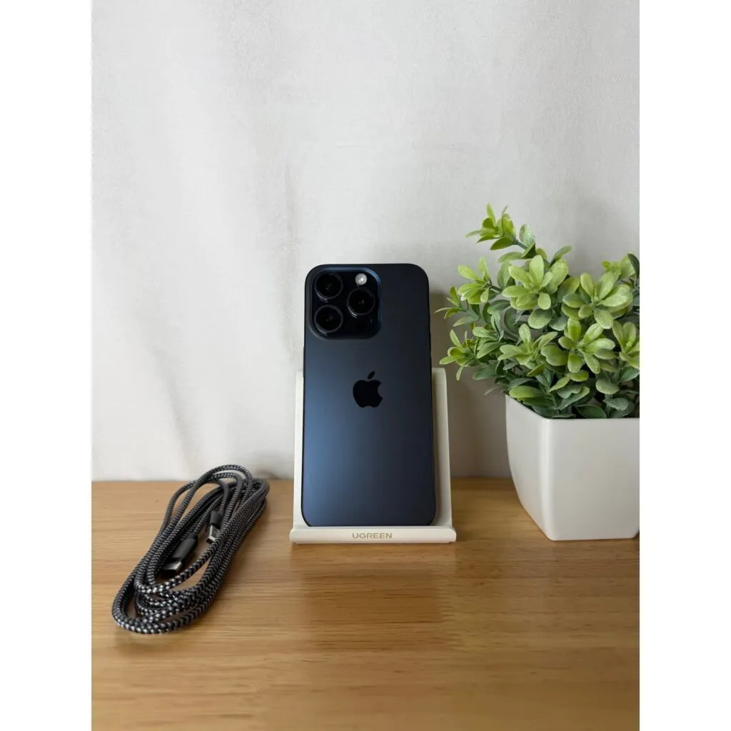Apple iPhone 15 Pro 128GB in Blue Titanium- Fully Unlocked – Good Condition