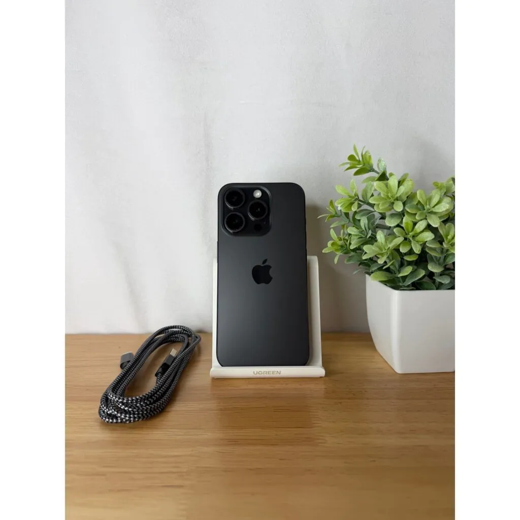 Apple iPhone 15 Pro 128GB in Black Titanium- Fully Unlocked – Good Condition