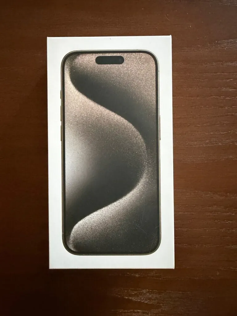 Apple iPhone 15 Pro – 256 GB – Natural Titanium (Unlocked) – Excellent Condition