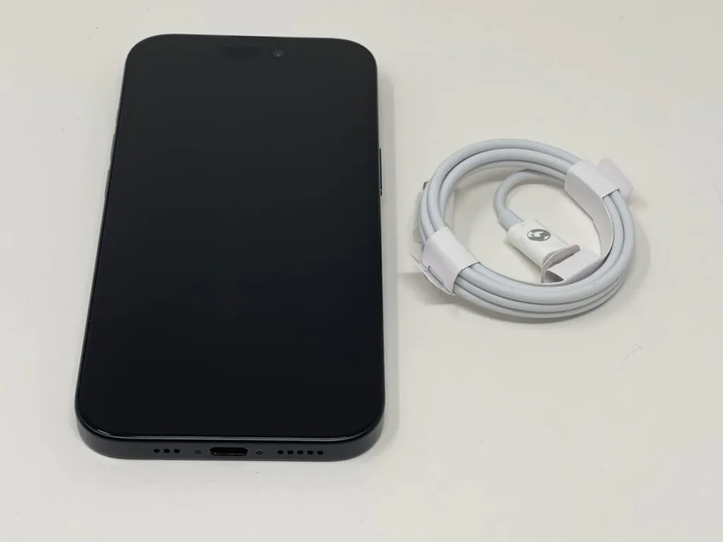 Apple iPhone 15 128GB Unlocked eSim Only Black A2846 MTLV3LL/A Excellent