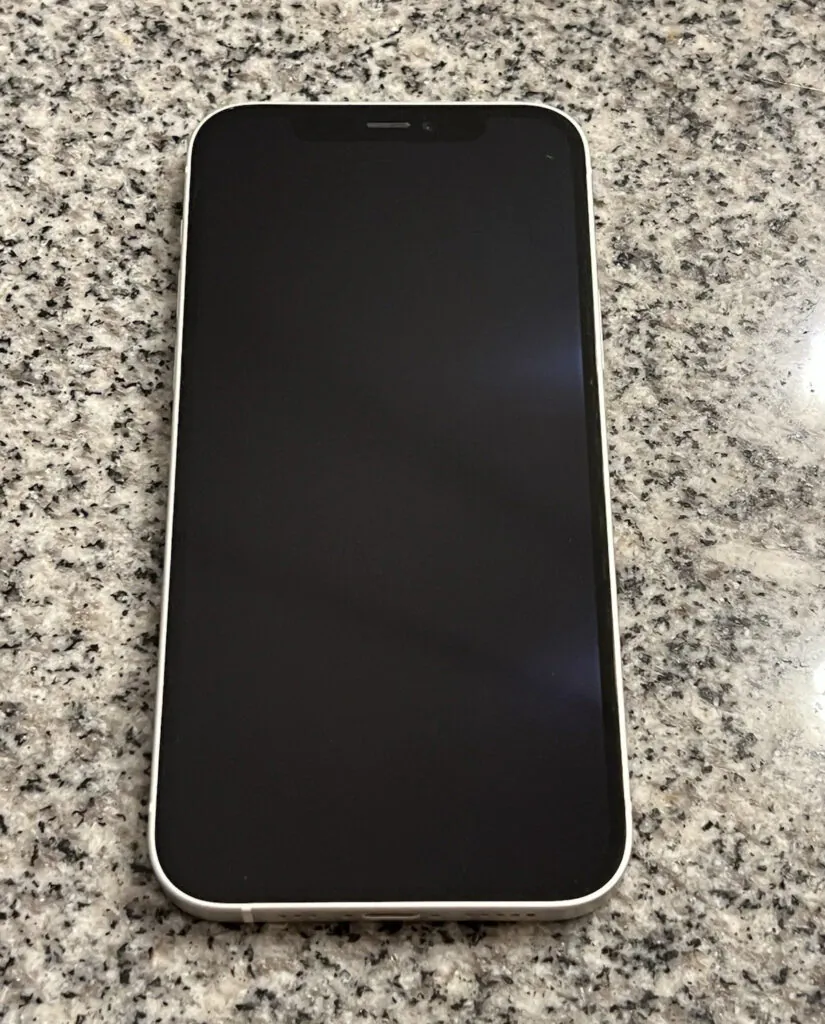 Apple iPhone 12 128GB White Factory Unlocked Excellent Condition