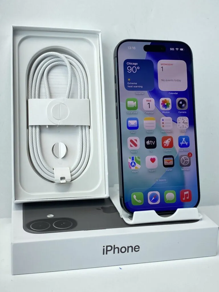 Apple iPhone 17 A3258 256GB Black Warranty Perfect condition Unlocked