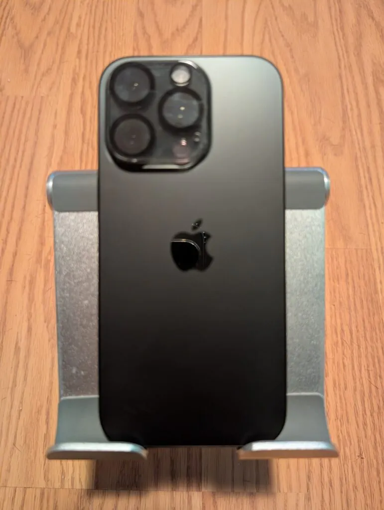 Apple iPhone 16 Pro – 128 GB – Black Titanium (Unlocked)