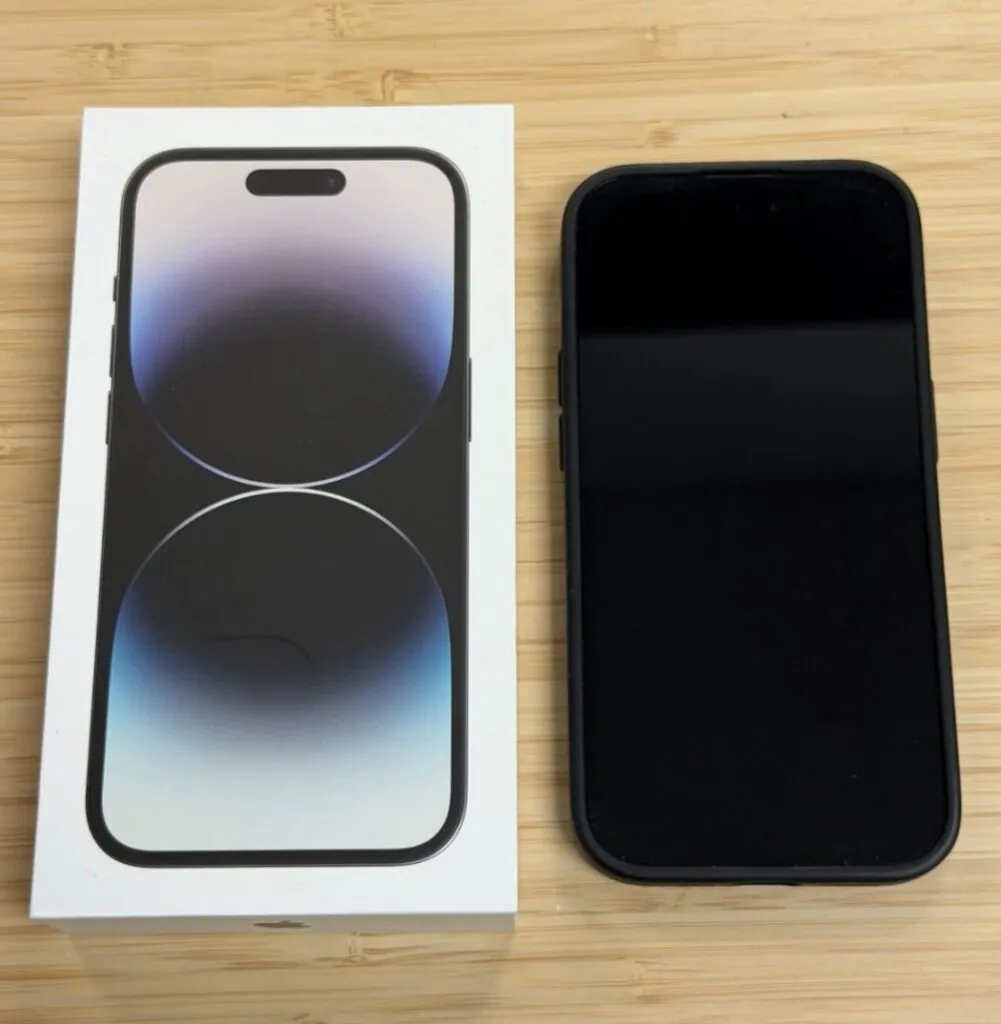 Apple iPhone 14 Pro 256GB  Network Unlocked Space Black – Box Included