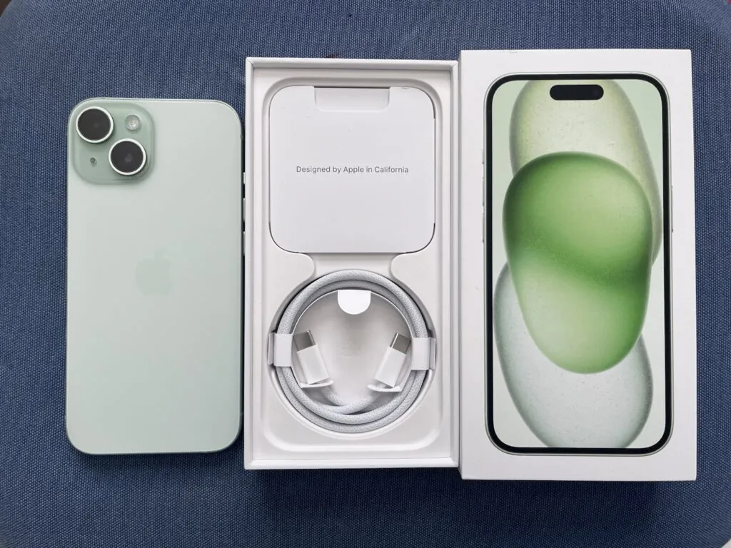 iPhone 15 – 128GB Unlocked