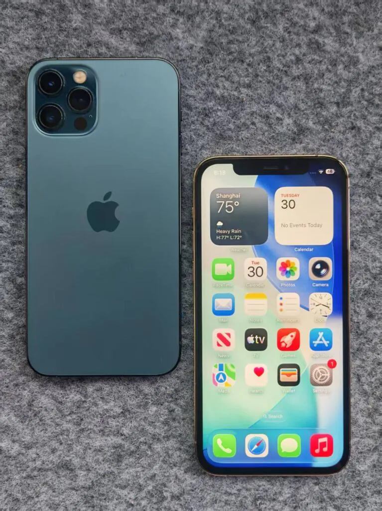 Apple iPhone 12 Pro Unlocked 128GB/256GB Random Color Good Condition
