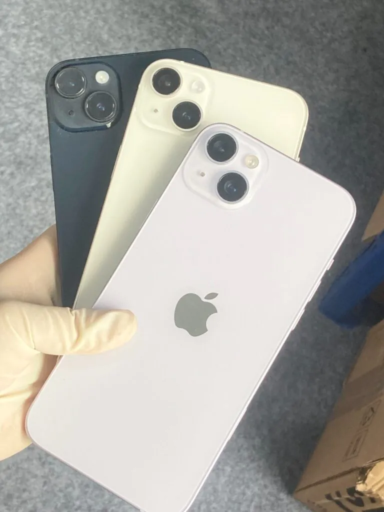 Apple iPhone 14 Plus 128GB/256GB Unlocked 6.7″ 12MP All colors GOOD Condition