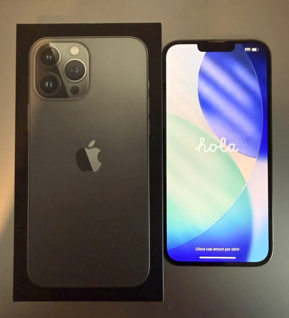 Apple iPhone 13 Pro Max 512 GB Graphite (AT&T) Excellent Condition With Box