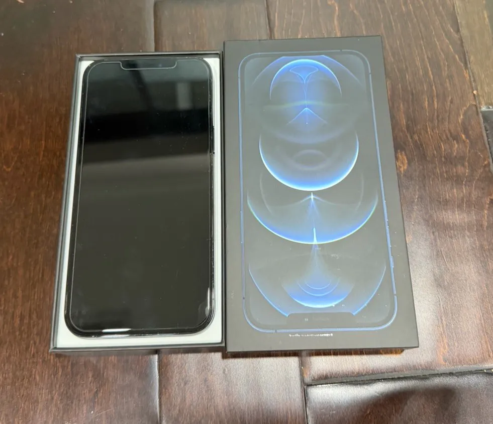 Apple iPhone 12 Pro Max 256Gb – Factory Unlocked – Mint Condition Graphite
