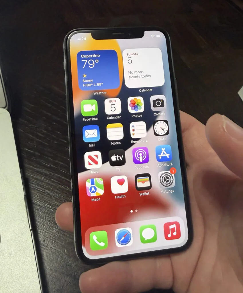 Apple iPhone 11 Pro 256GB Space Gray iOS 15.7 Wi-Fi Bluetooth MWAT2LL/A