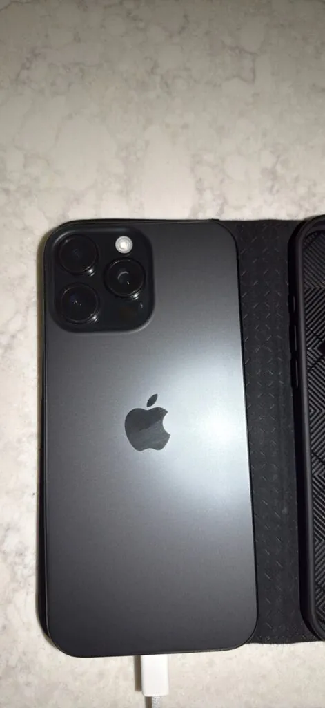 Apple iPhone 16 Pro Max – 512 GB – Black Titanium (Unlocked)