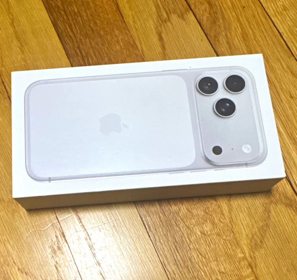 Apple iPhone 17 Pro Max 256GB Silver USB-C eSIM A3257 MFXG4LL/A