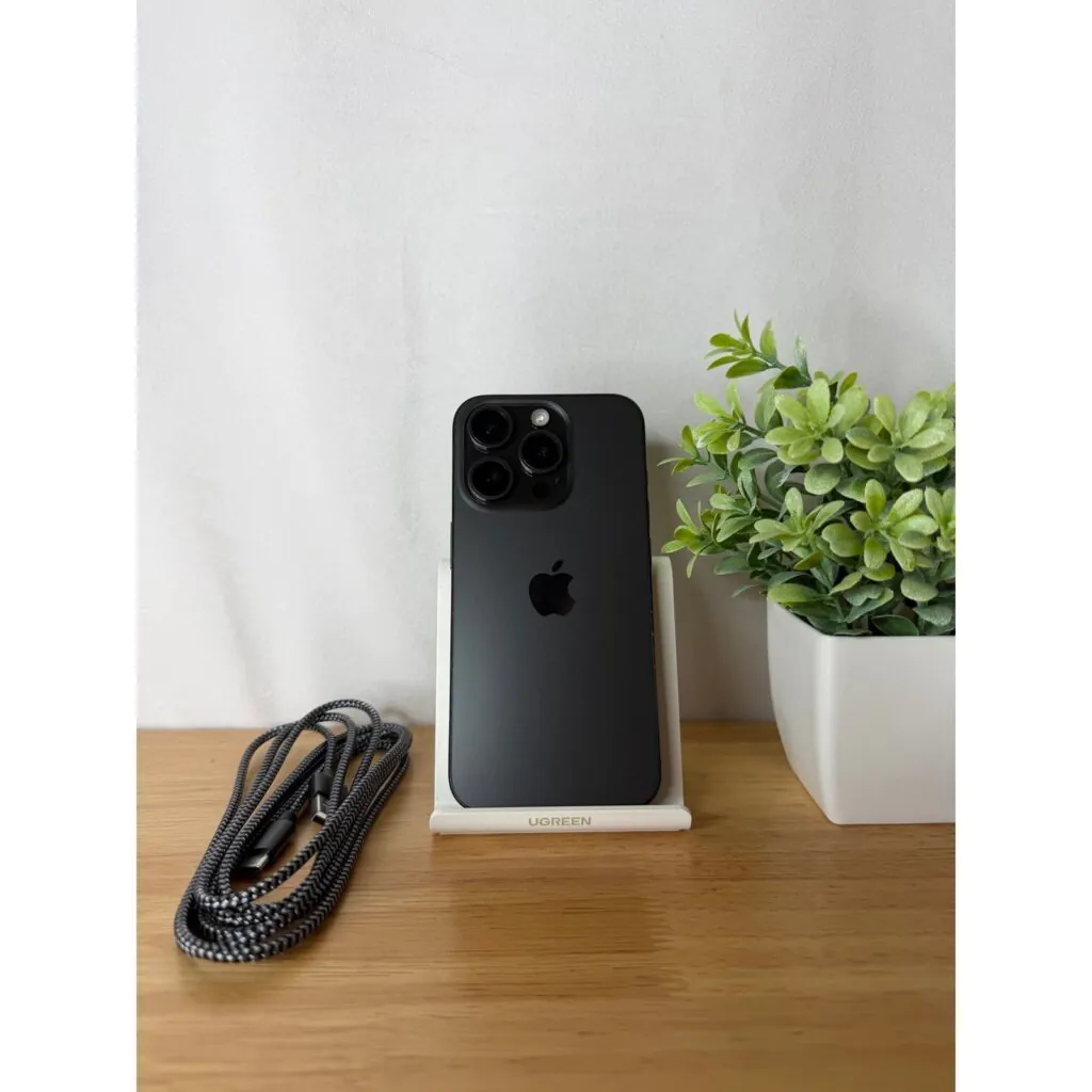 Apple iPhone 15 Pro 128GB in Black Titanium – Fully Unlocked – Good Condition