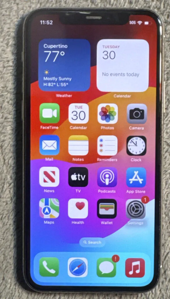 Apple iPhone 11 Pro 64 GB Silver AT&T, T-Mobile, Verizon Unlocked