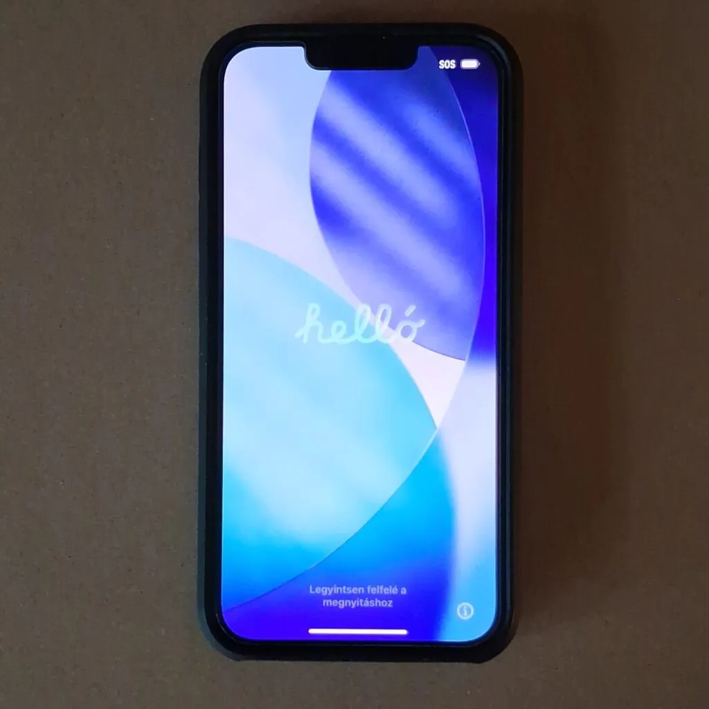 iPhone 16e in flawless shape