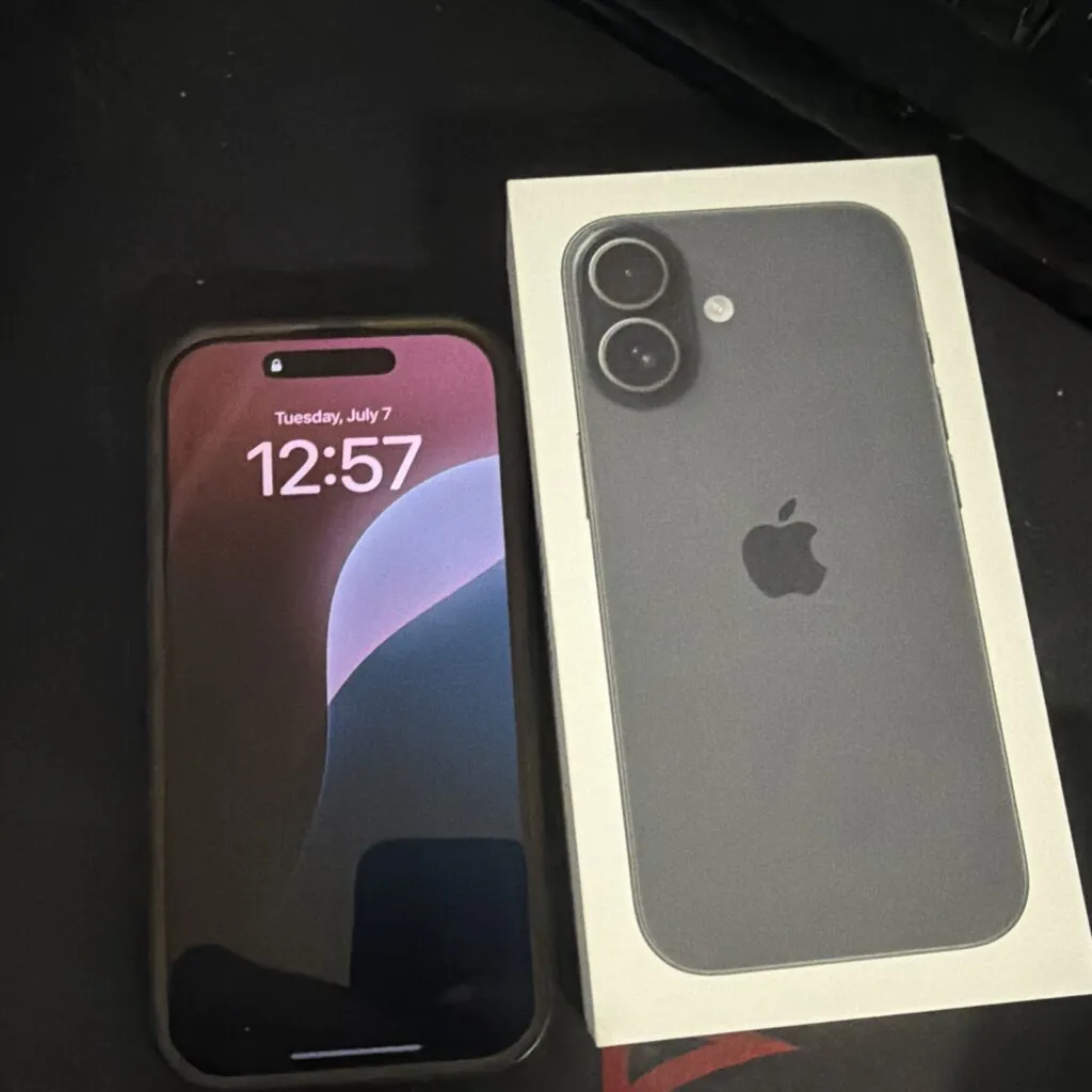 Apple iPhone 17 256GB Black T-Mobile eSIM Model A3258 MPN MG464LL/A