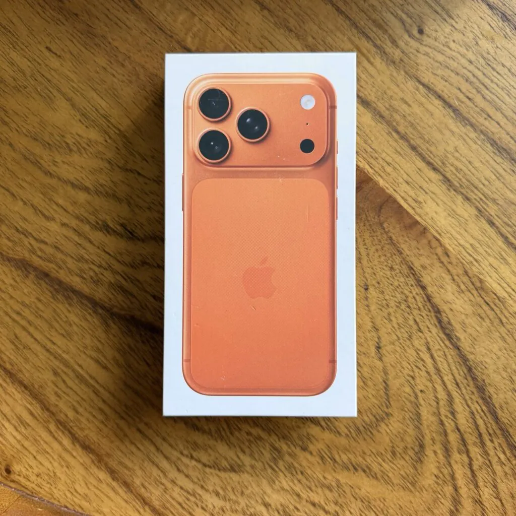 iPhone 17 Pro – 256GB – Cosmic Orange – Unlocked – AppleCare+ Included