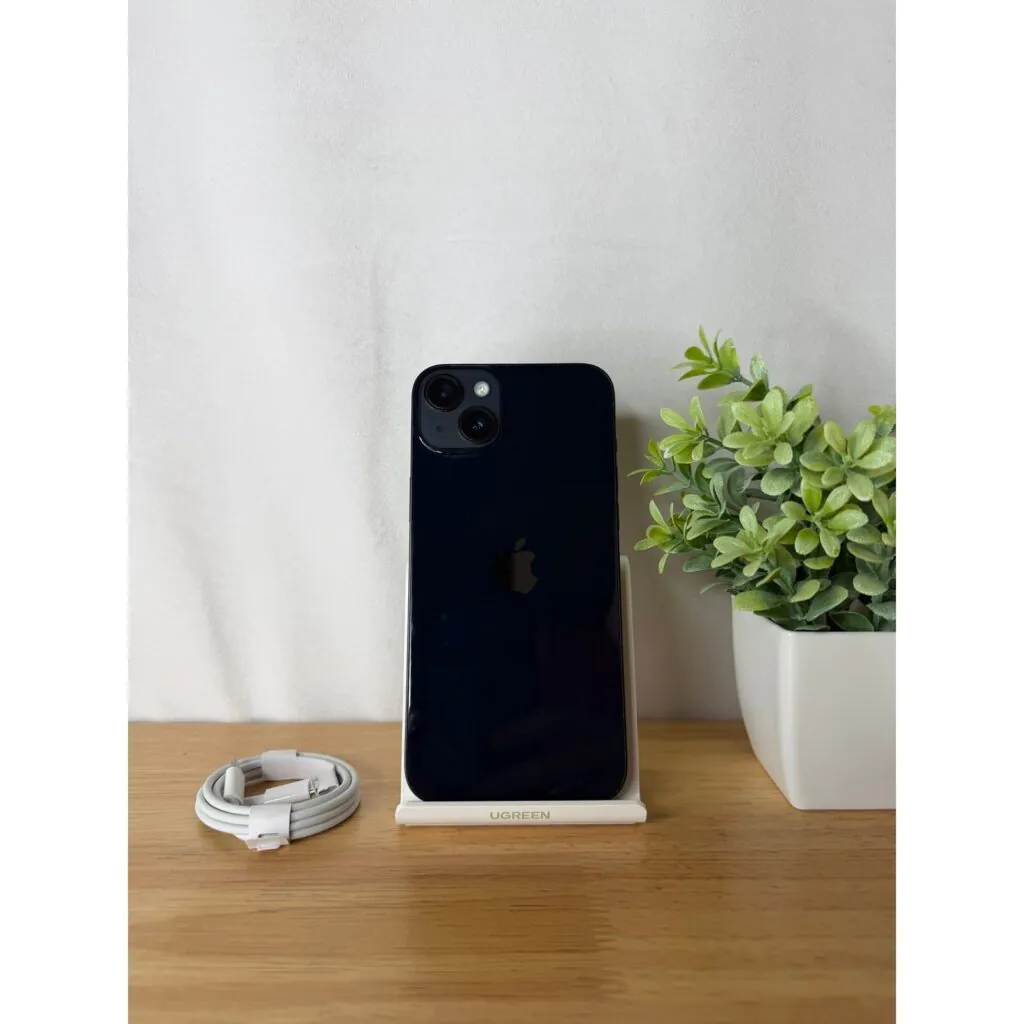 Apple iPhone 14 Plus 128GB in Midnight – Fully Unlocked – Good Condition