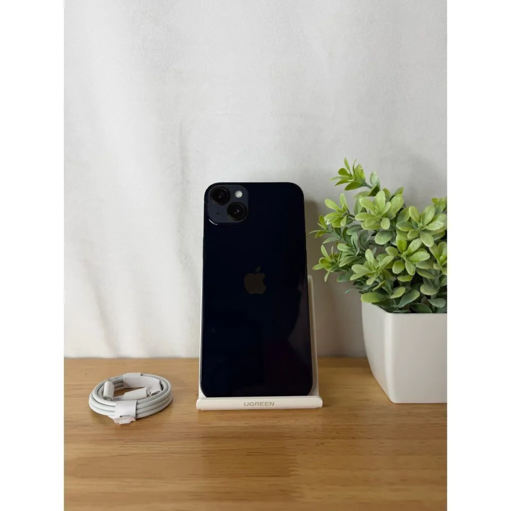 Apple iPhone 14 Plus 128GB in Midnight – Fully Unlocked – Good Condition