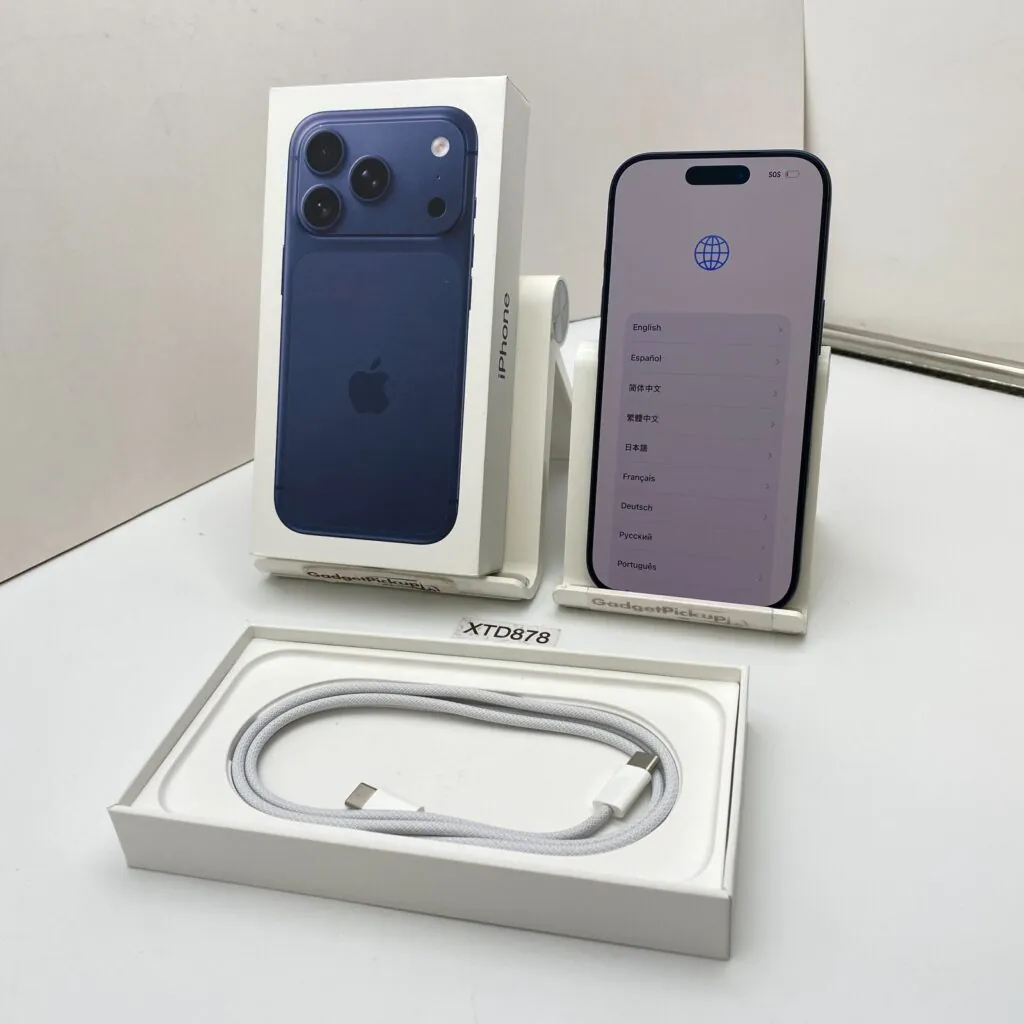 Apple iPhone 17 Pro – 256GB – Deep Blue (Unlocked) / Open Box