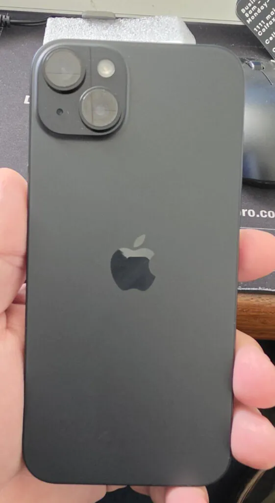 Apple iPhone 15 Plus 256GB Unlocked Black iOS 5G 4G Wi-Fi GPS NFC USB-C