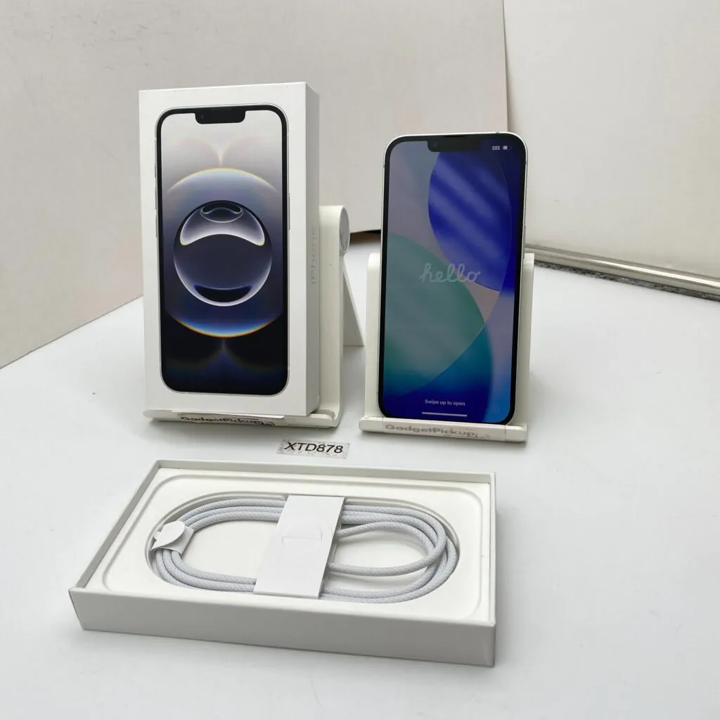 Apple iPhone 16e – 128GB – White (Unlocked) – Open Box