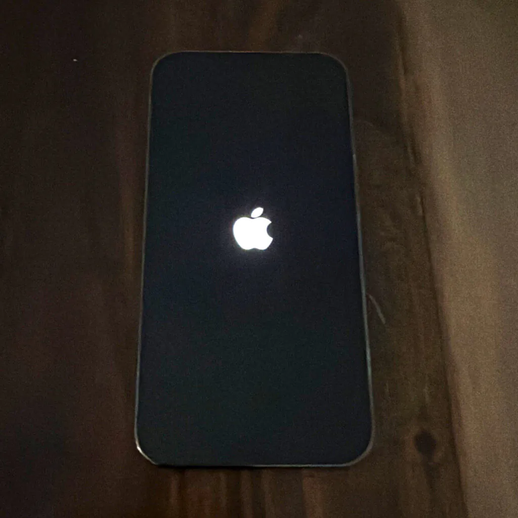 Apple iPhone 13 128GB Green Bar Style Triple-Camera Smartphone