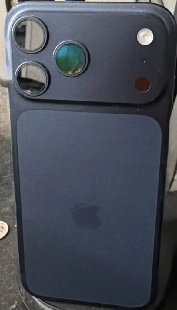 Apple iPhone 17 Pro Max – 512 GB – Deep Blue (Unlocked)  mint condition