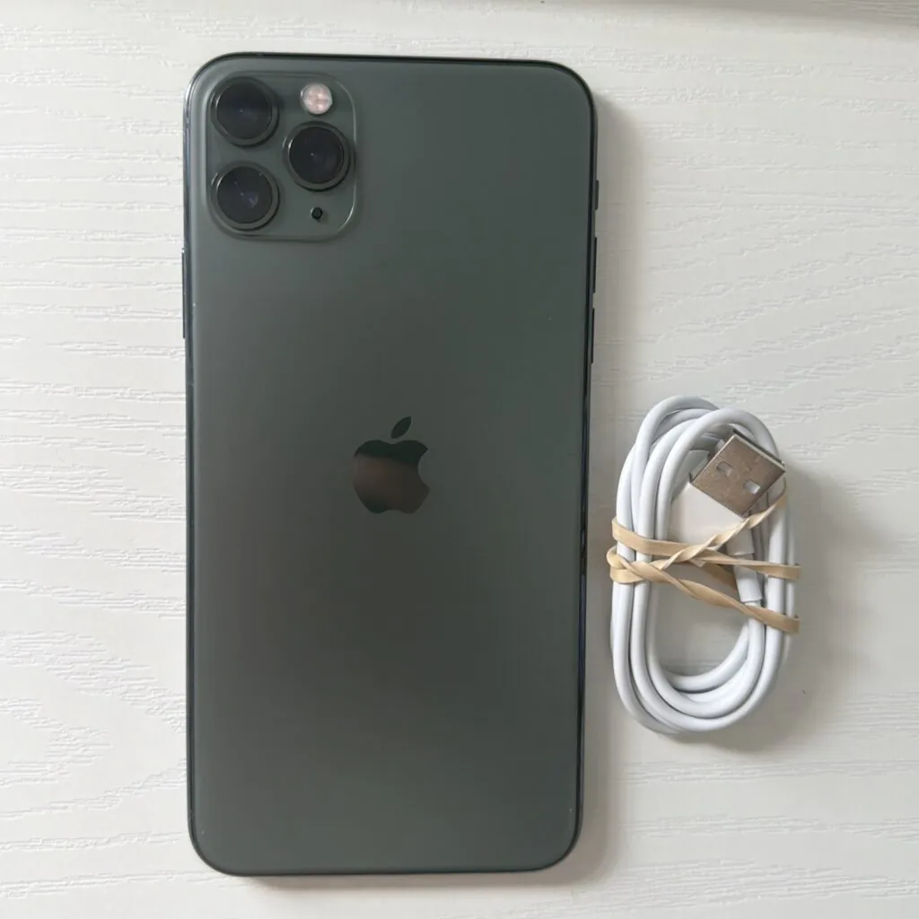 Apple iPhone 11 Pro Max – 256 GB – Midnight Green – (AT&T & Cricke) – Smartphone