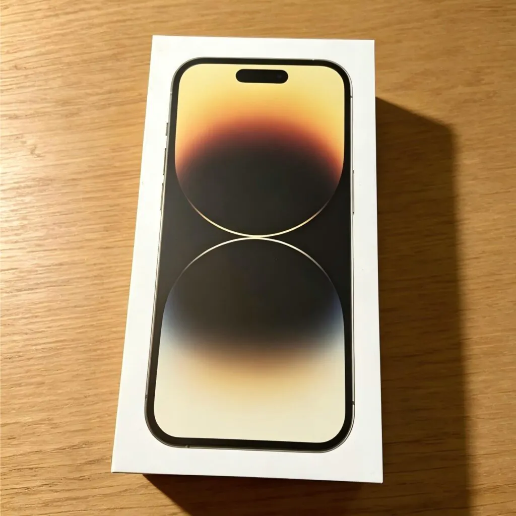 New Apple iPhone 14 Pro (5G) 128GB/256GB Factory Unlocked Smartphone,A2650