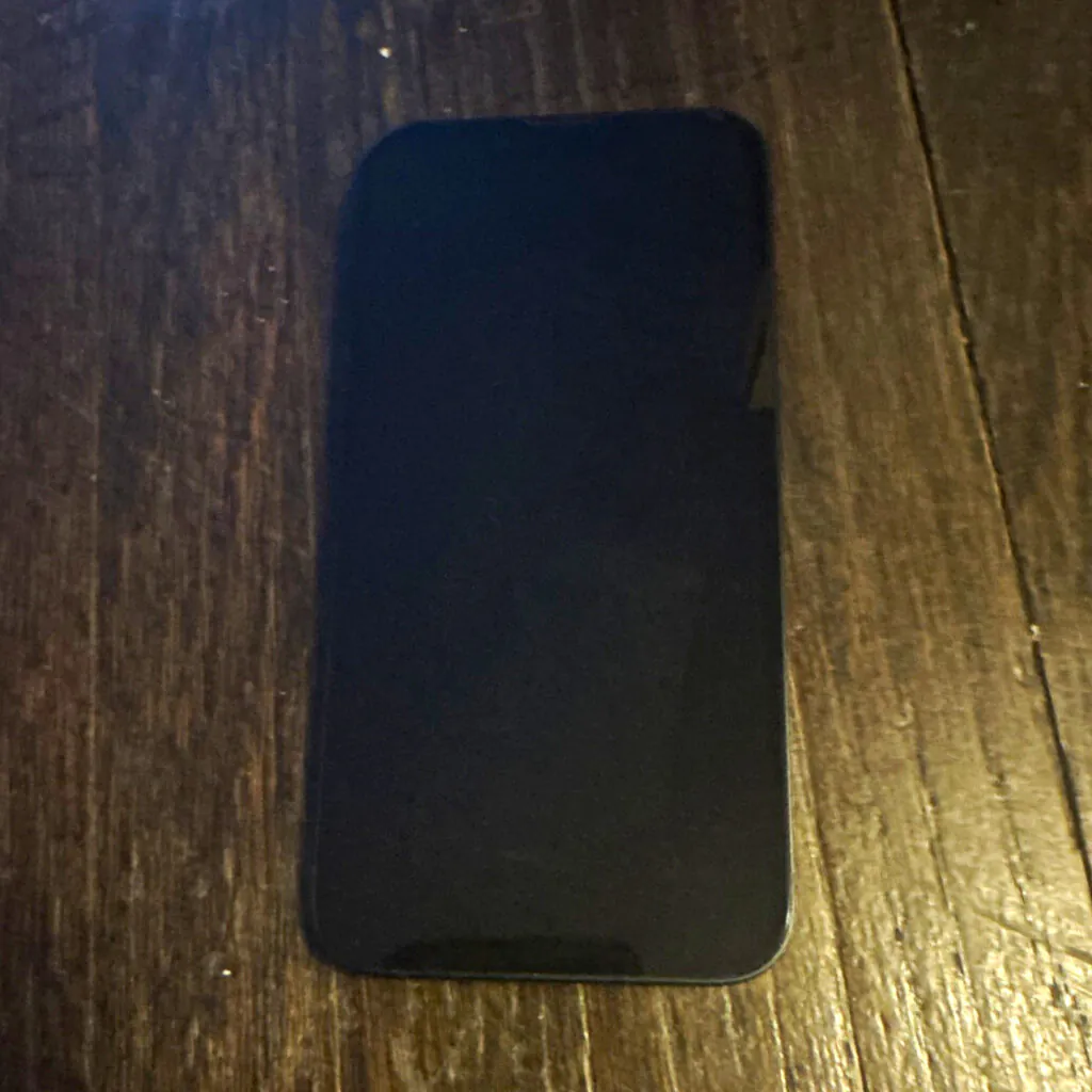 Apple iPhone 13 128GB Unlocked Black 6.1in iOS 12MP Smartphone