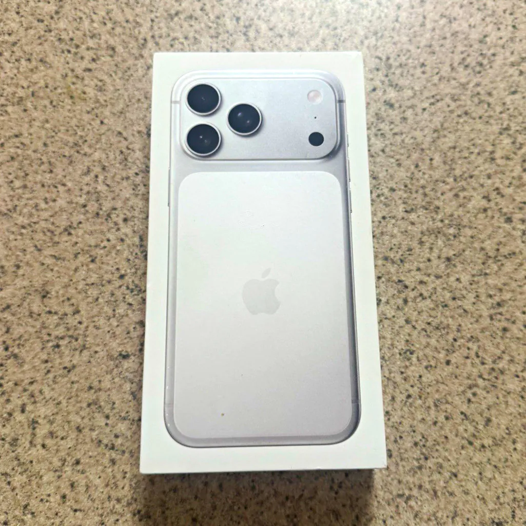 Apple iPhone 17 Pro Max 256GB AT&T