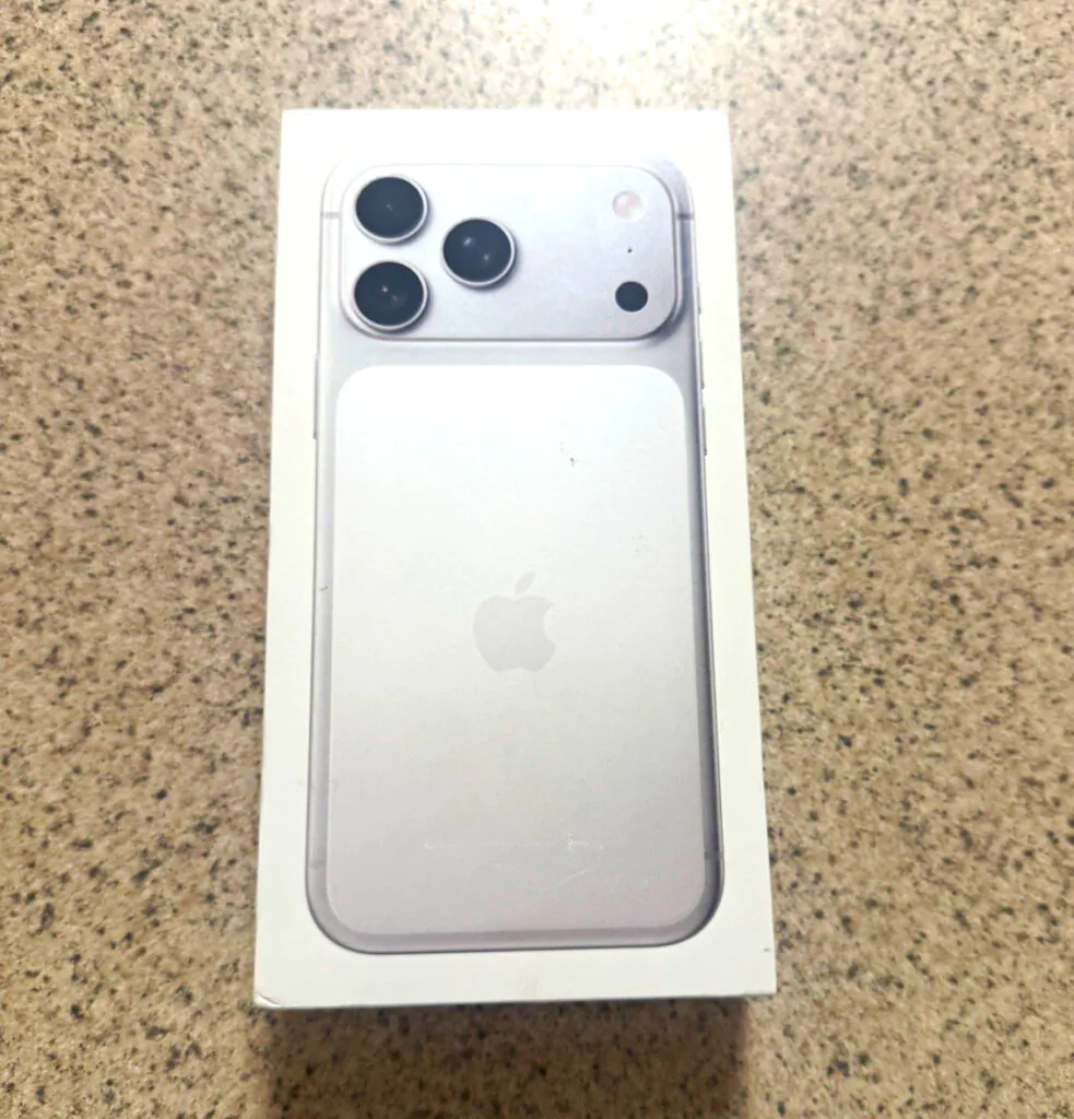 Apple iPhone 17 Pro Max 256GB AT&T