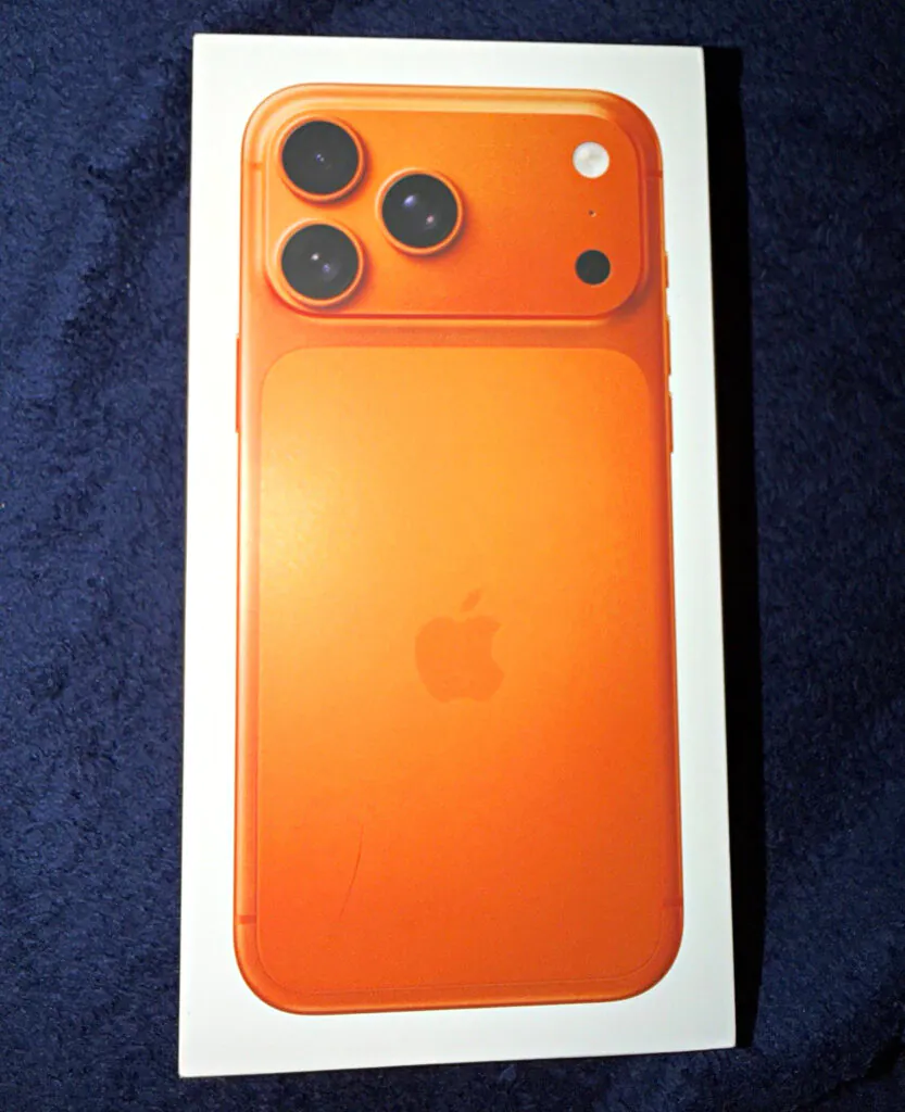 Apple iPhone 17 Pro Max 256GB Orange Bar Smartphone 48MP Camera