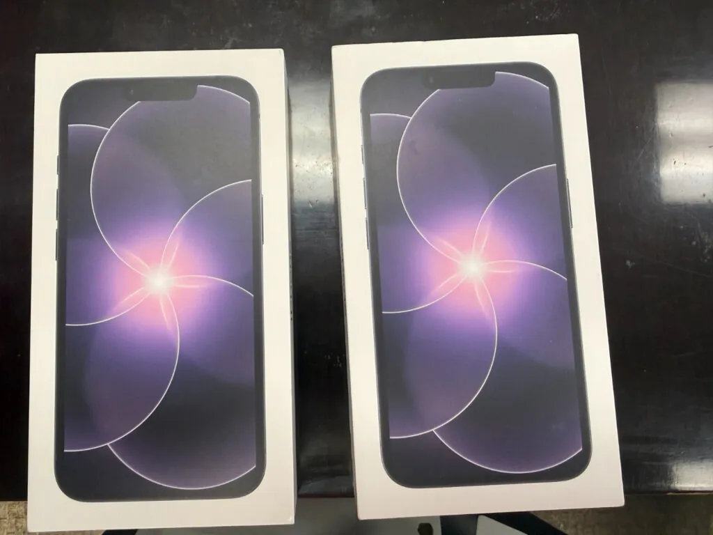 Apple iPhone 17e – 256 GB – Black (Unlocked) NEW UNOPENED