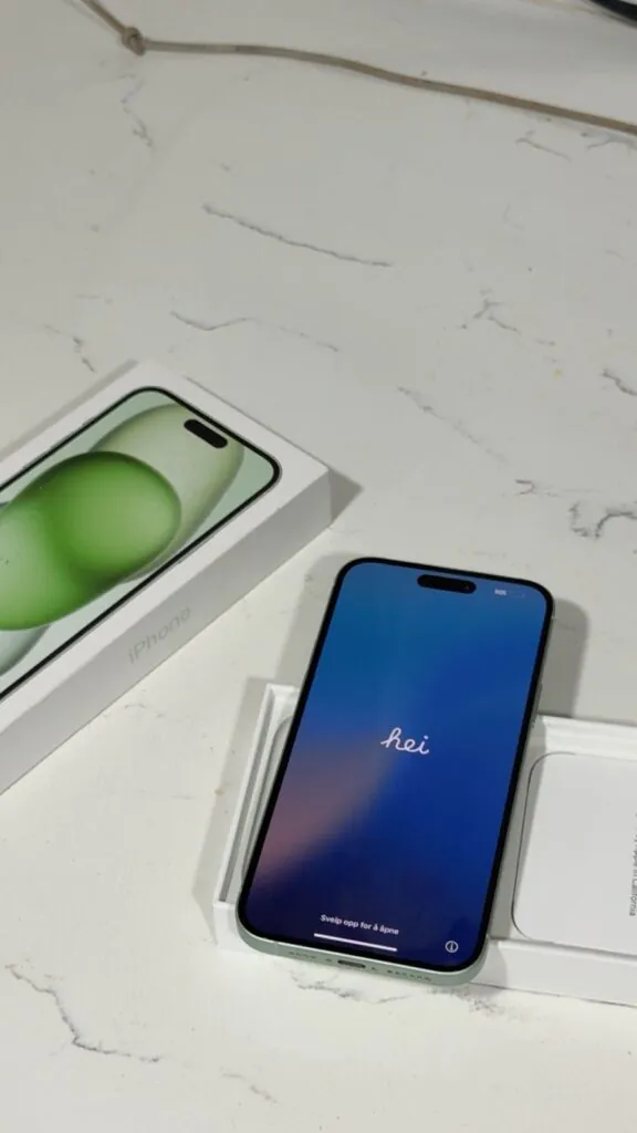 Apple iPhone 15 Plus 256GB Green unlocked Open Box