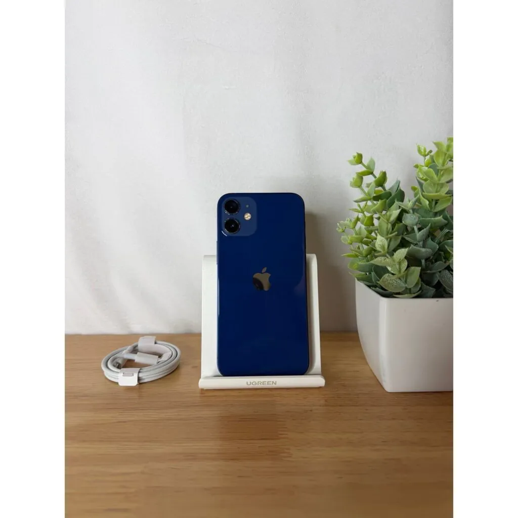 Apple iPhone 12 Mini 64GB in Blue – Fully Unlocked – Flawed