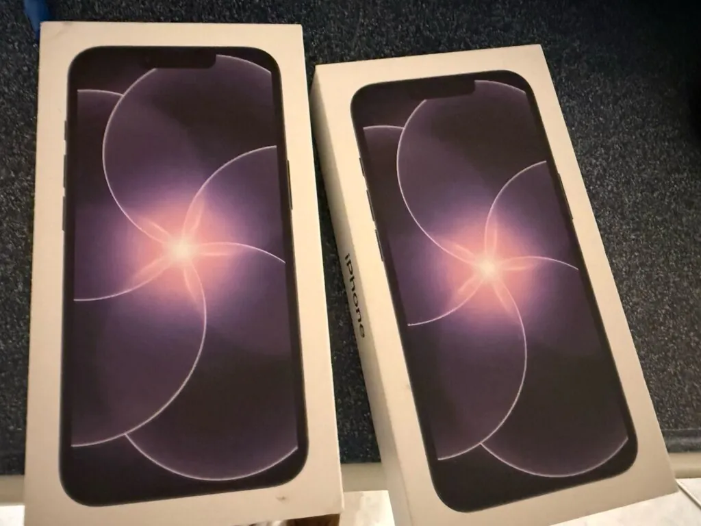 Apple iPhone 17e – 256 GB – Black (Unlocked) NEW UNOPENED