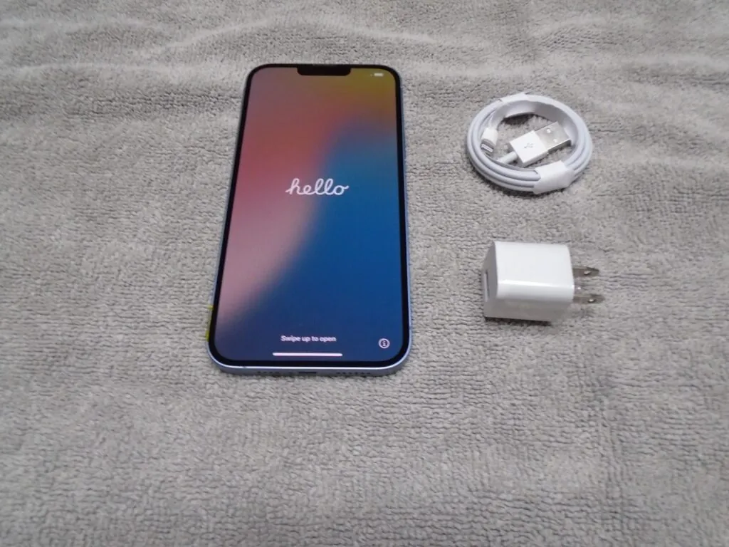 Apple iPhone 14 Plus, 128gb,  Light Blue, Carrier Unlocked, Excellent!!