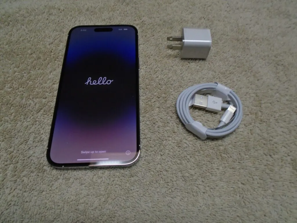 Apple iPhone 14 Pro Max, 1TB, Silver, Carrier Unlocked, Excellent Condition!!