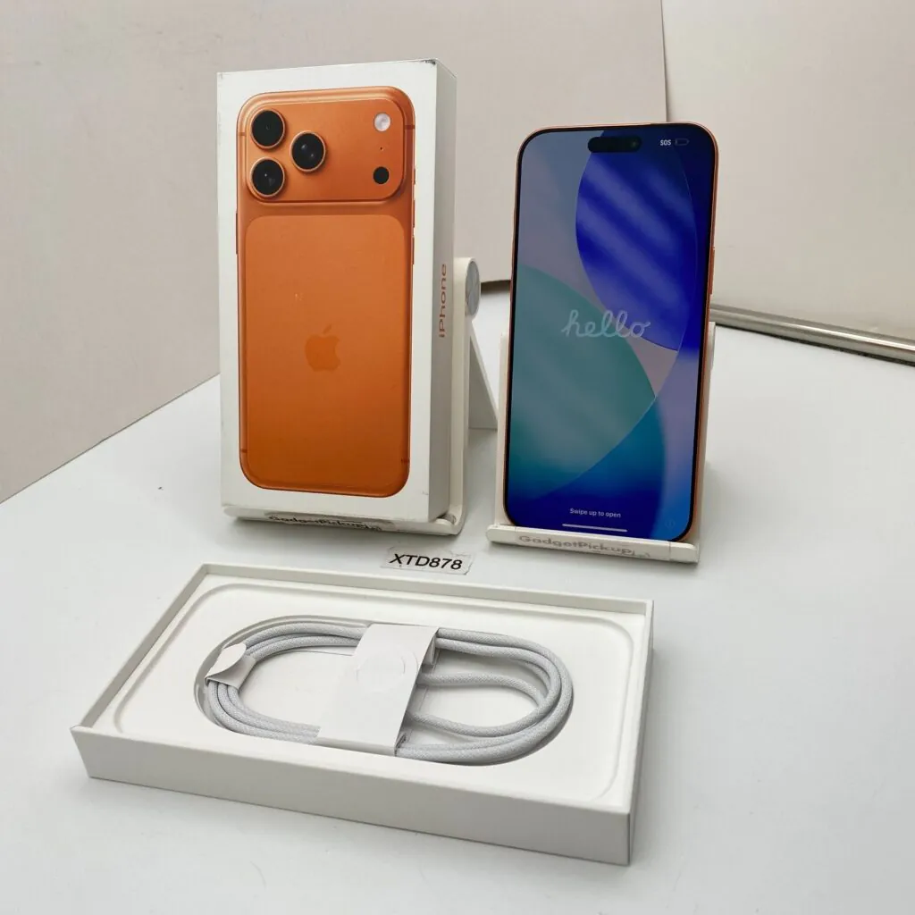 Apple iPhone 17 Pro Max – 256GB – Cosmic Orange (AT&T/Cricket ONLY) – Open Box