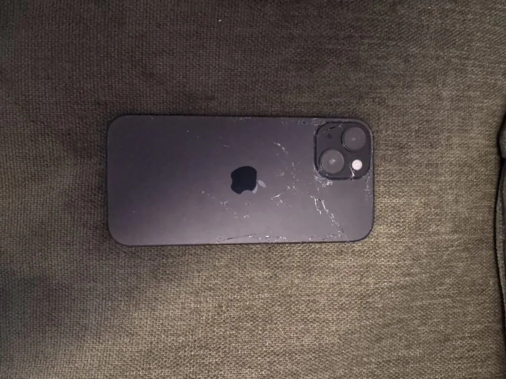 Apple iPhone 15 – 128 GB – Black (Unlocked)