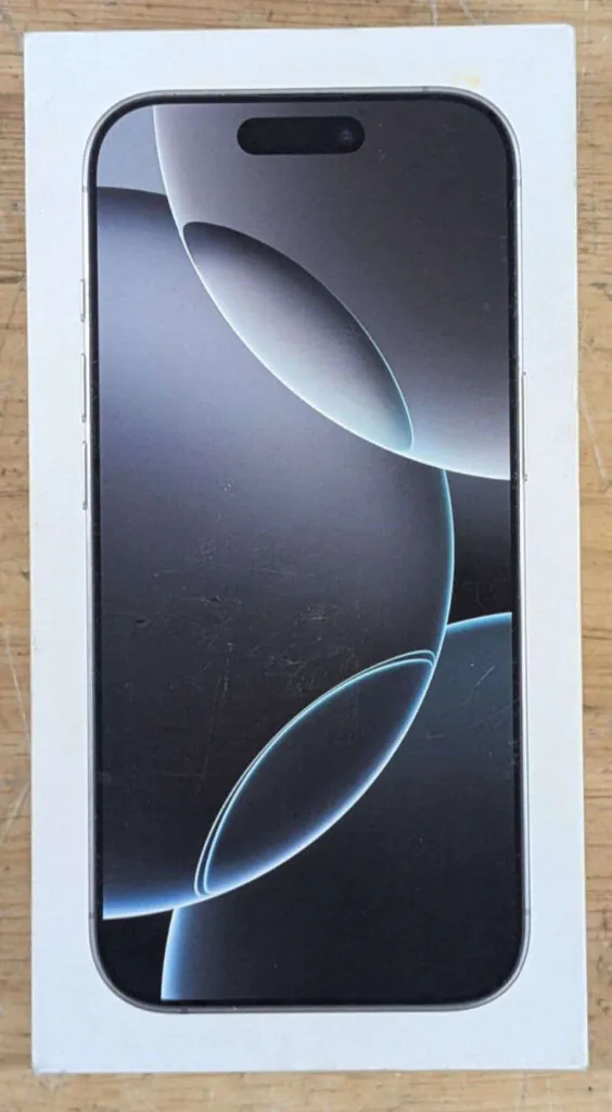 Apple iPhone 16 Pro – A3083 – 512GB – Titanium White