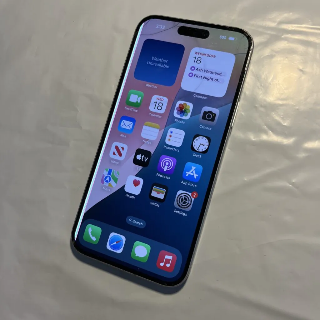Apple iPhone 15 Plus – 128GB (AT&T/CRICKET ONLY)   BAD SCREEN – AS IS    (#T609)