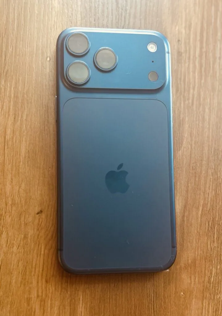 iPhone 17 pro max- 256GB
