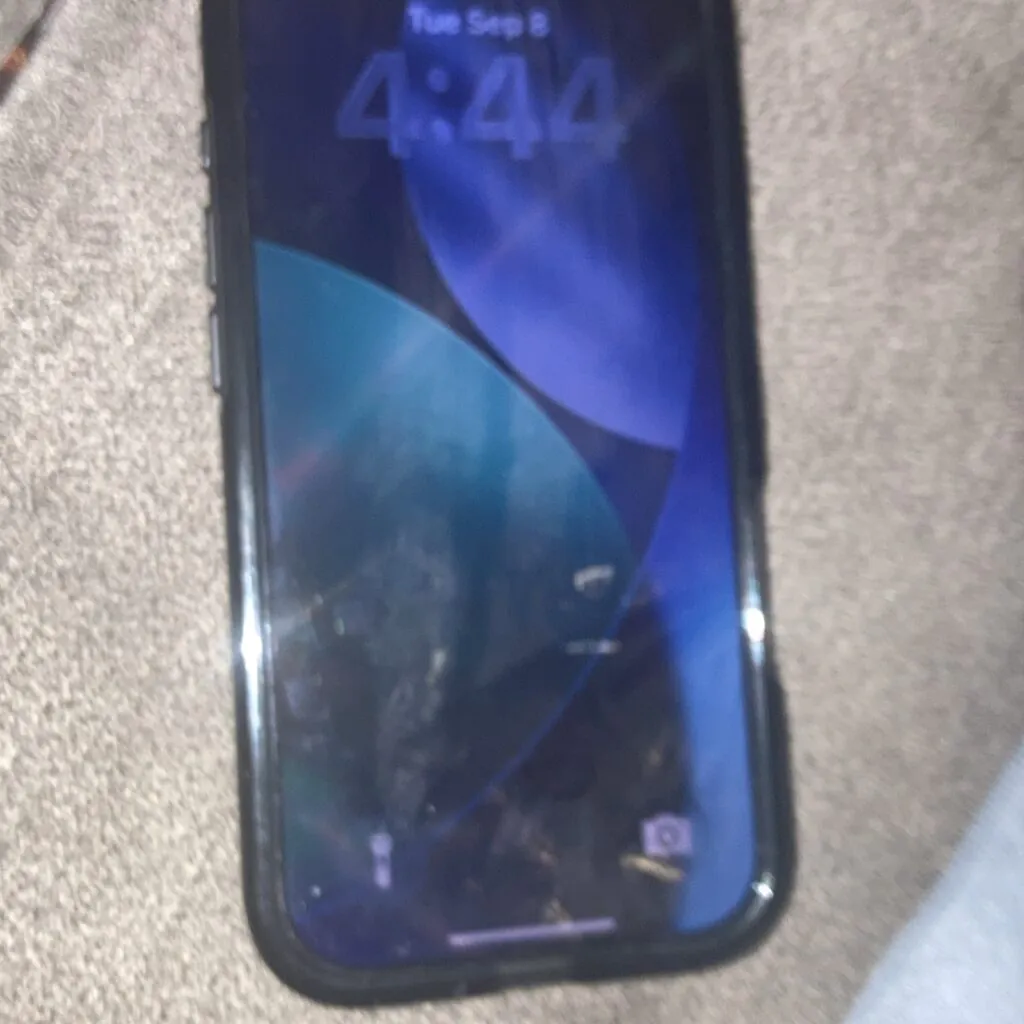 iPhone 17
