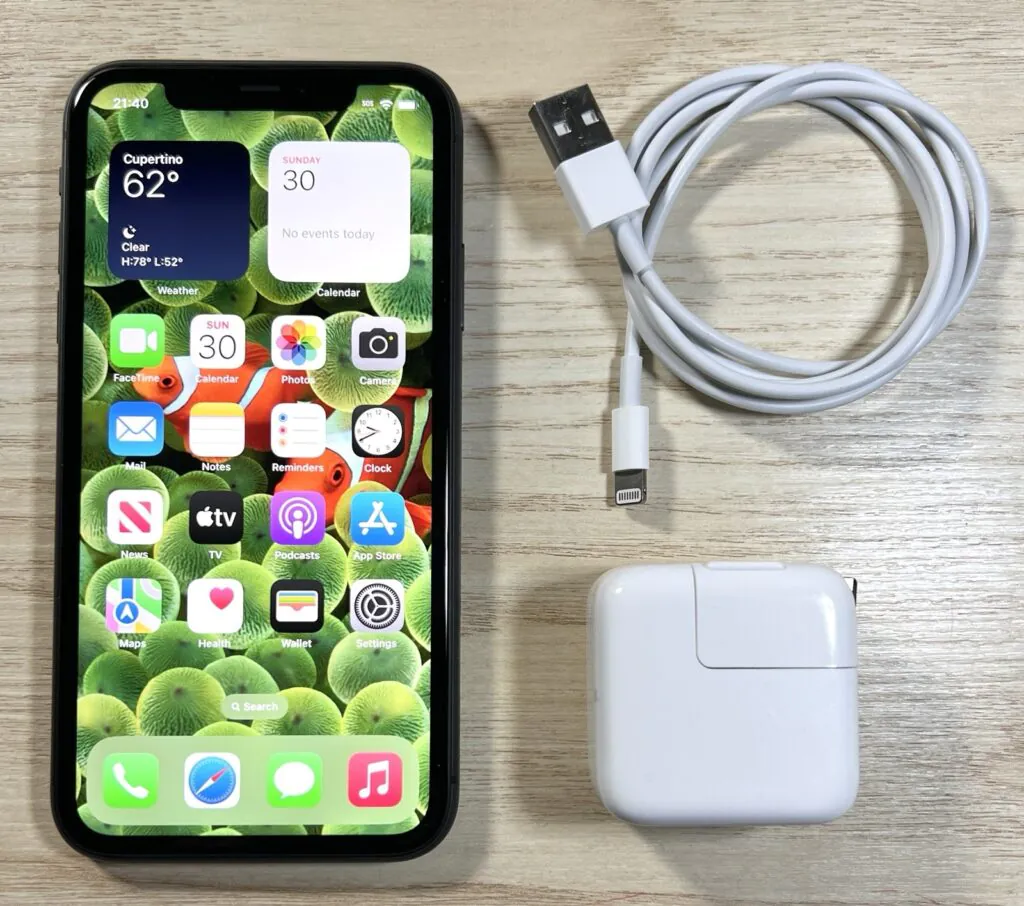 A COND APPLE IPHONE 11 64GB BLACK GSM UNLOCKED A2111 100% BATT SMARTPHONE
