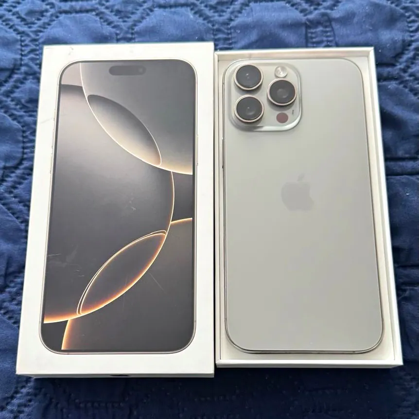 Apple iPhone 16 Pro Max 256GB Natural Titanium Unlocked-Excellent Condition