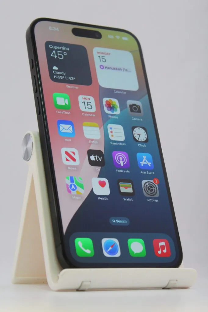 Fair Condition – Apple iPhone 15 Pro Max 256GB Black (AT&T ONLY) – Free Shipping